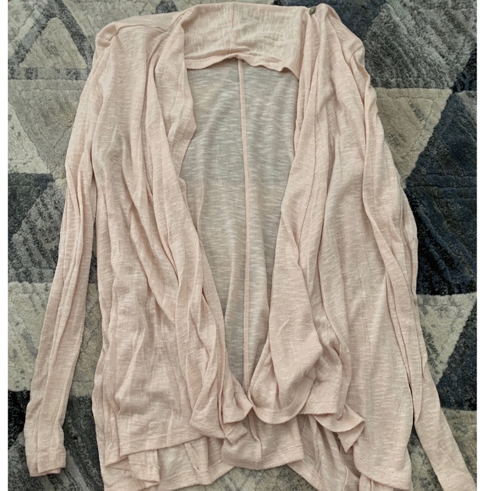 Forever 21 Light Weight Pink sweater